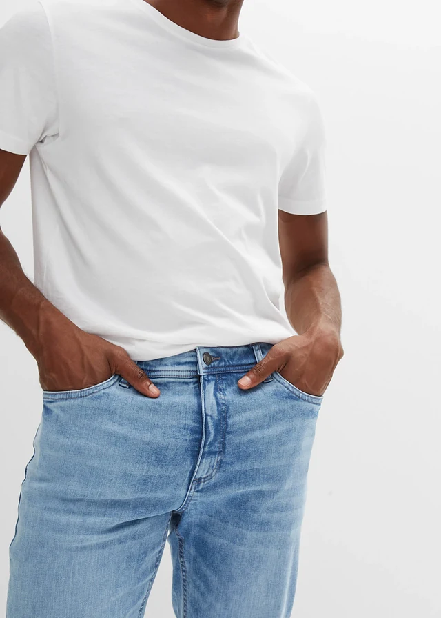 Regular fit stretch jeans met comfort fit, straight • middenblauw denim • product-page.page-title-suffix
