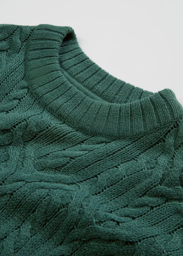 Trui met ronde hals en kabelpatroon • mat groen • bonprix online shop