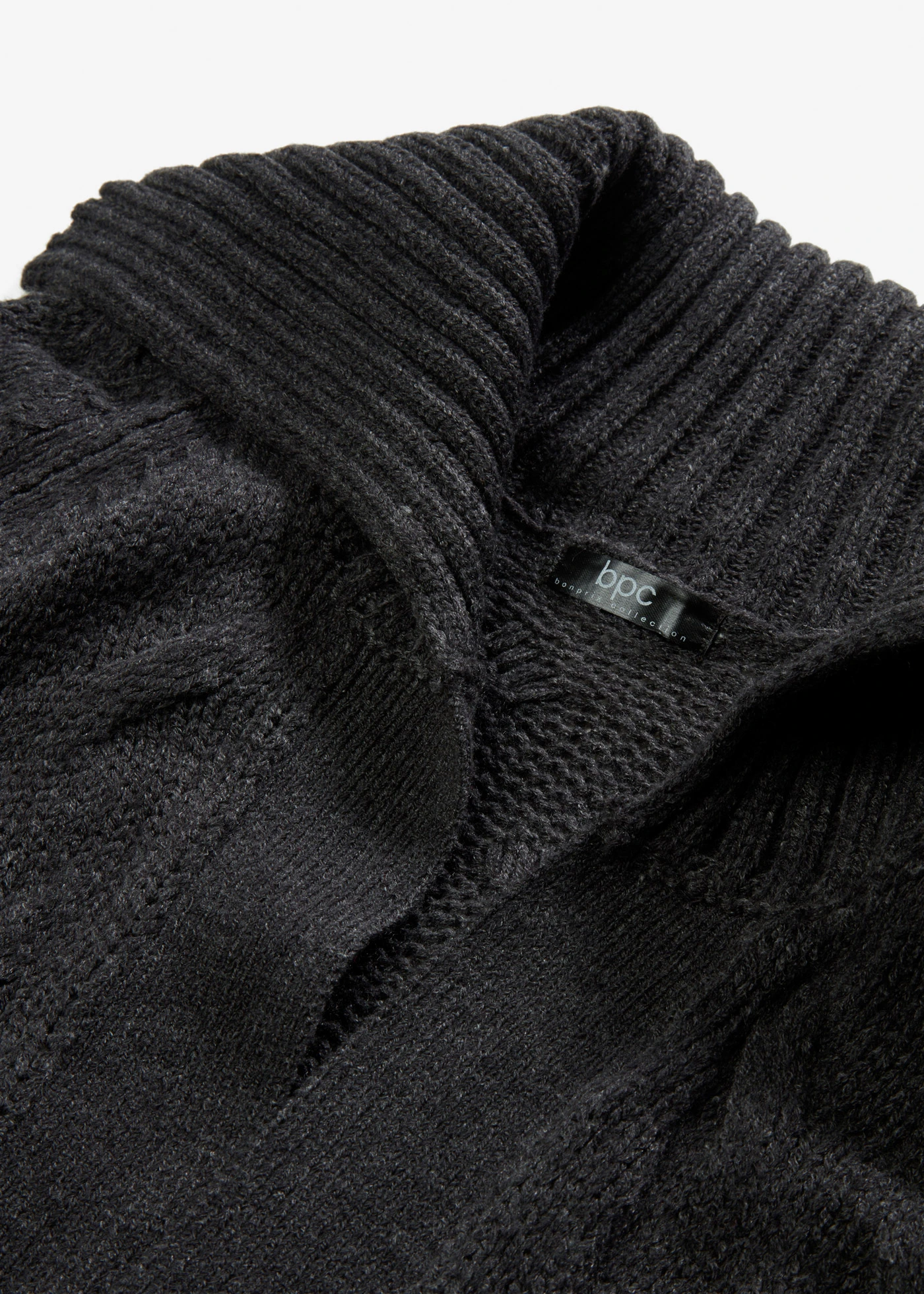 Dlouhý pletený kabát s copánkovým vzorem • antracitový melír • bonprix obchod