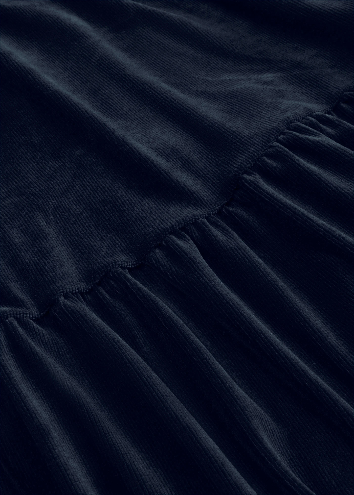 Robe courte en velours extensible • bleu foncé • Boutique bonprix