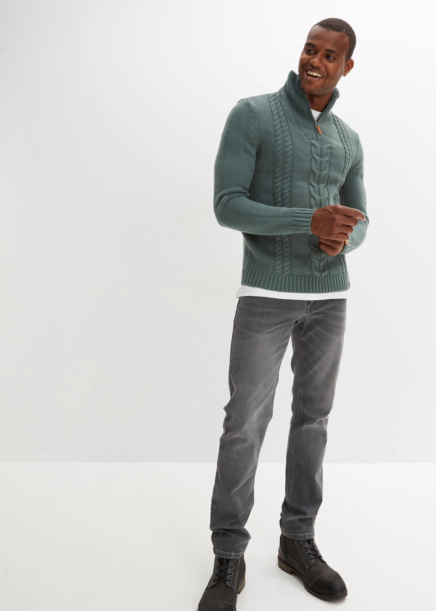 Svetr s límcem na zip a copánkovým vzorem, ze silnější pleteniny • šedozelená • bonprix obchod