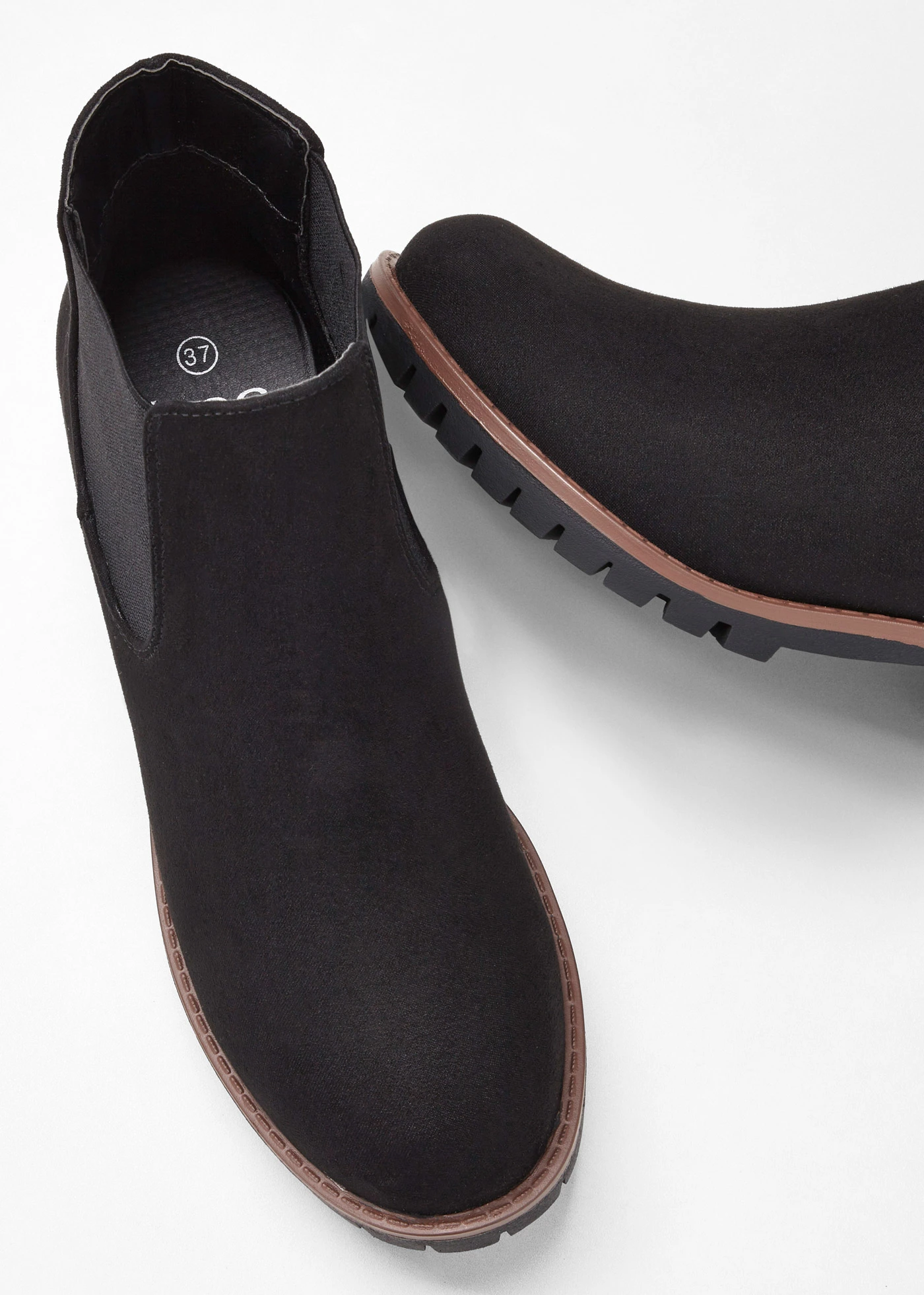 Chelsea boots met geprofileerde zool • zwart • bonprix online shop