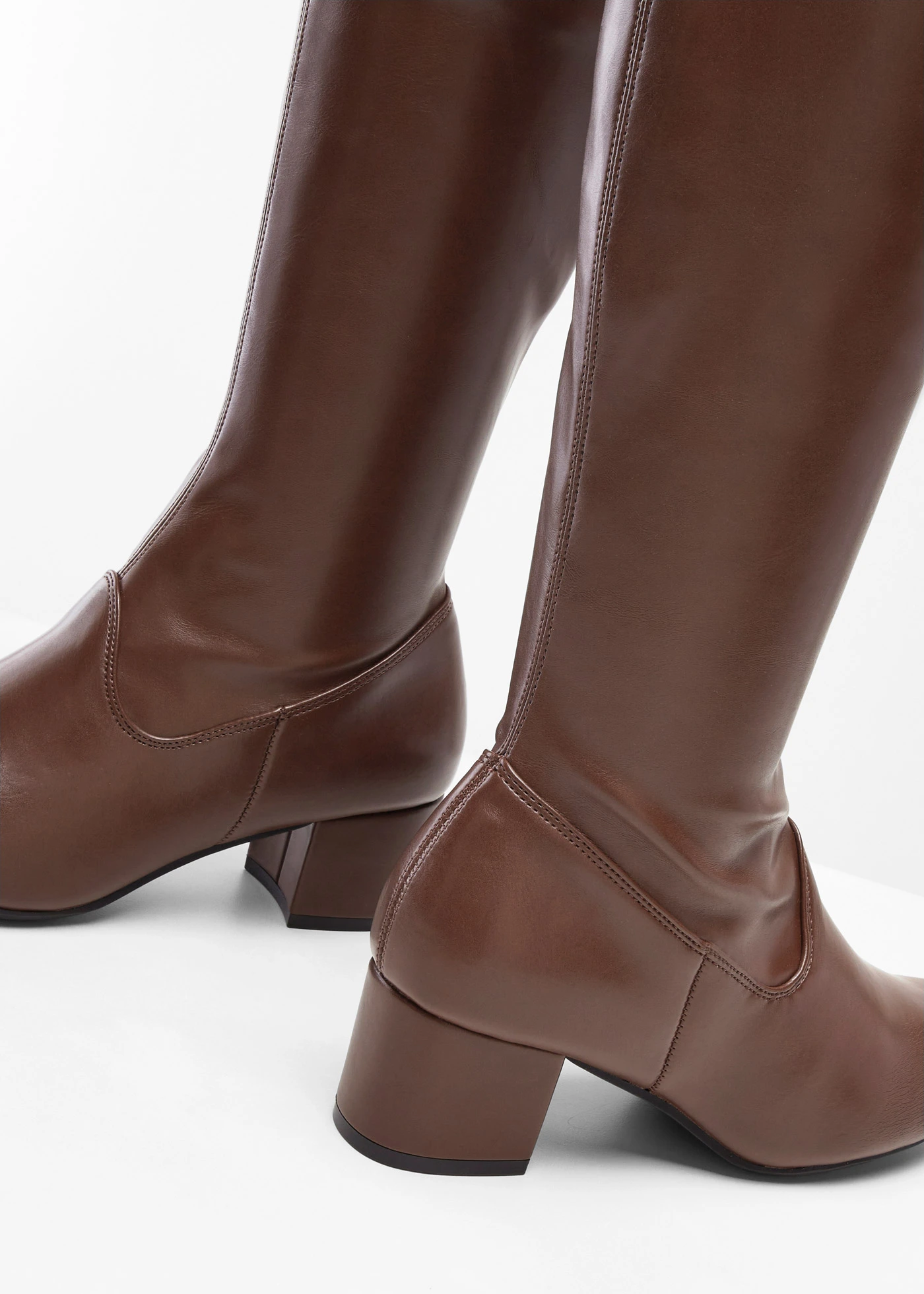 Kozačky • tmavě hnědá • bonprix obchod