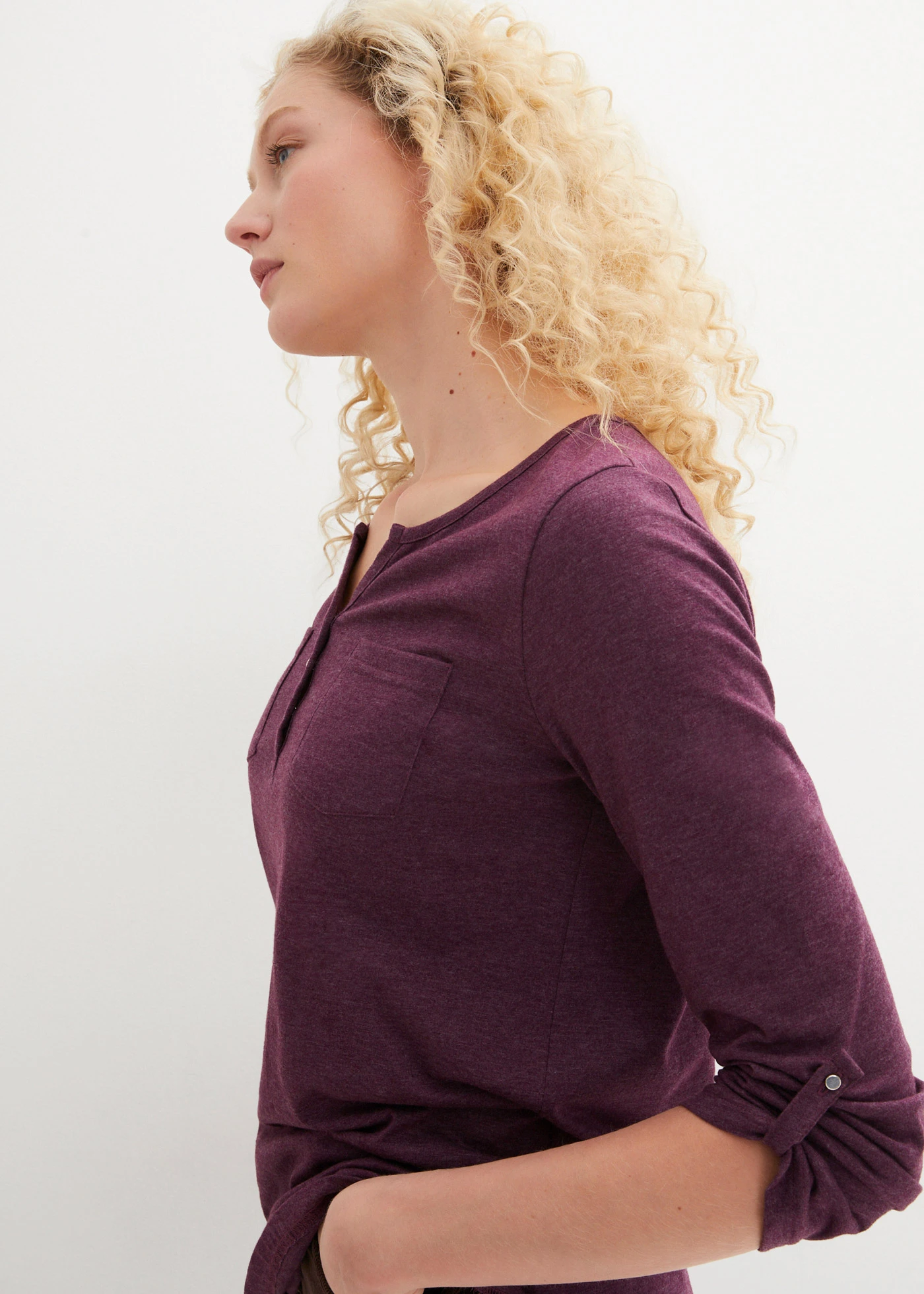 Bluză henley cu bumbac cu fentă de nasturi • mov întunecat melanj • magazin bonprix