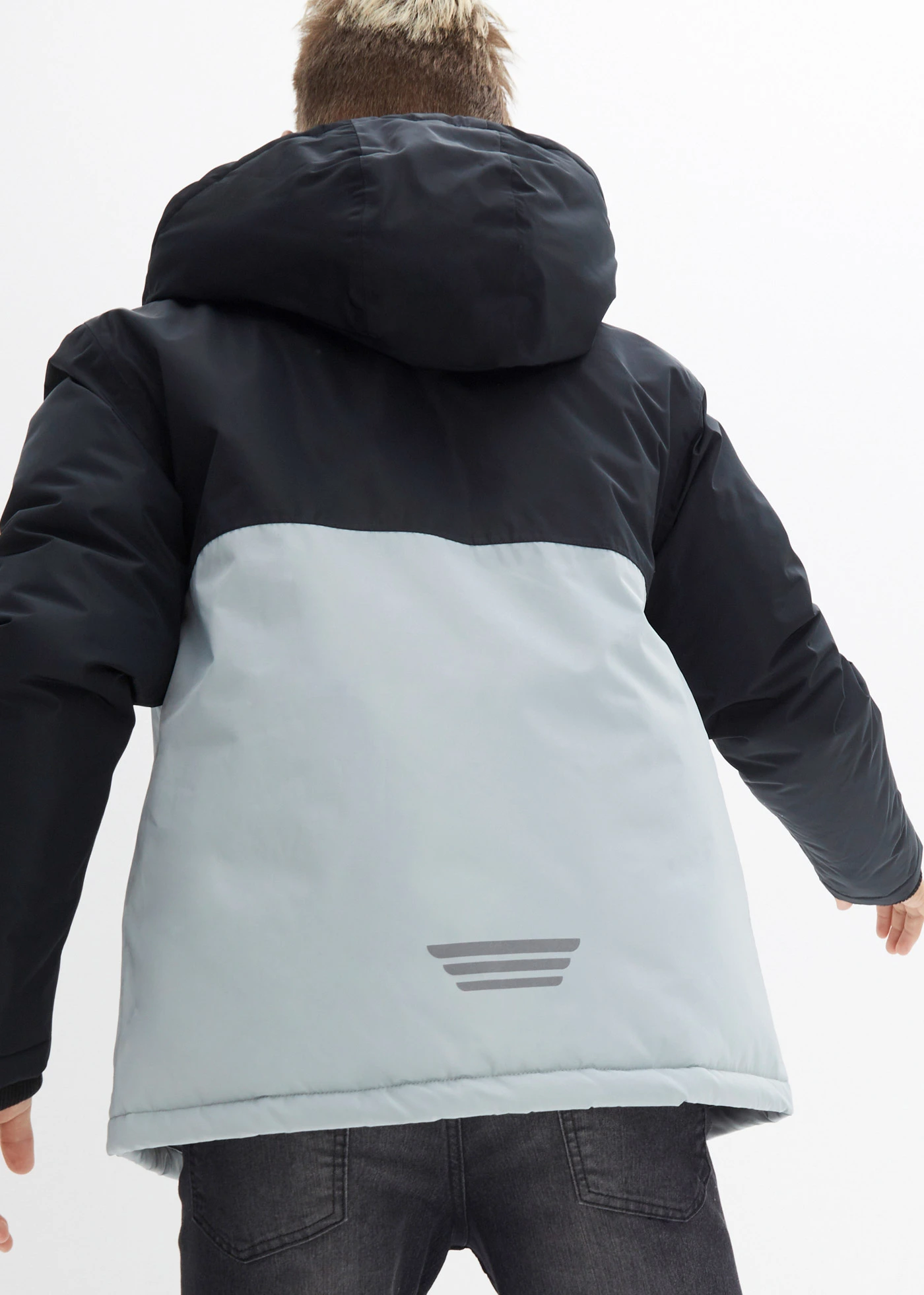 Parka d’hiver imperméable à capuche, style color block • noir-gris argent • Boutique bonprix