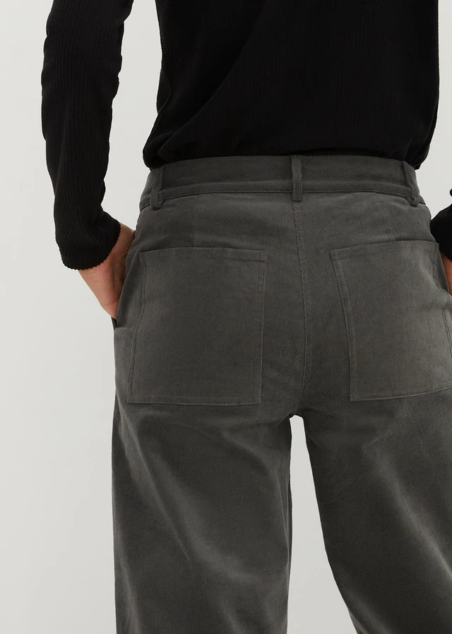 Pantalon en velours côtelé extensible • gris foncé • product-page.page-title-suffix