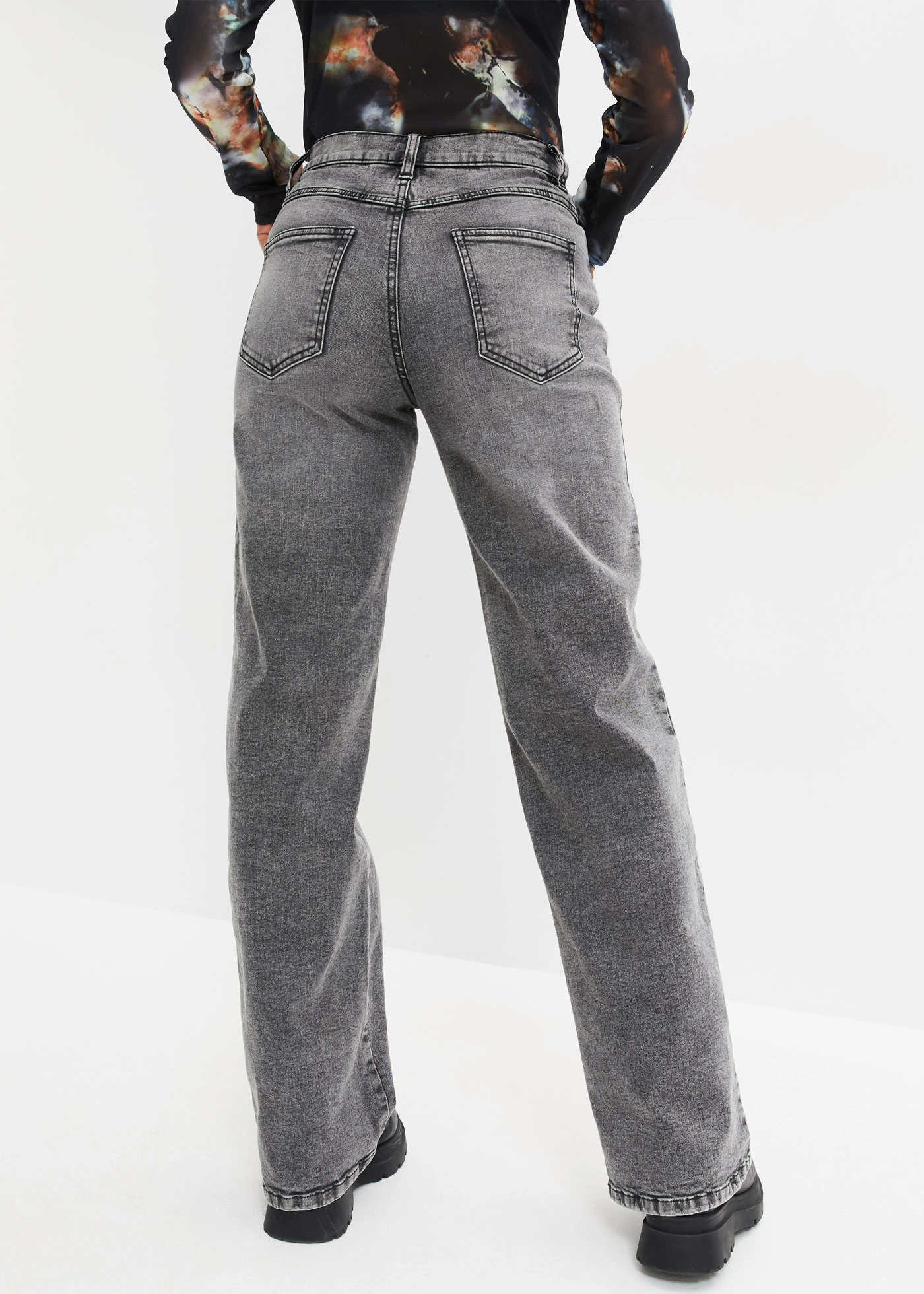 Wide Leg farmer, High Waist, szegecses betéttel • szürke denim • bonprix áruház