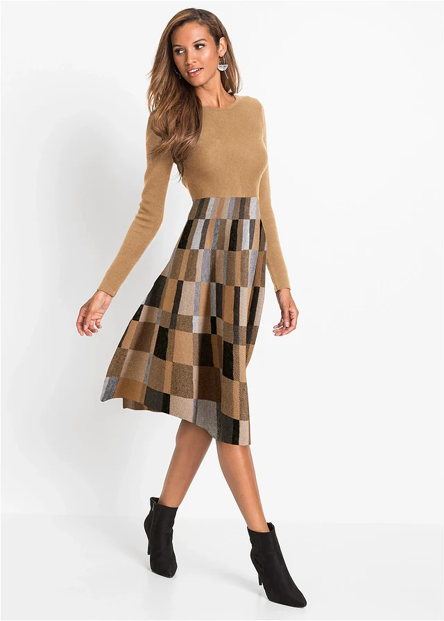 Robe évasée en maille à motif jacquard • camel/marron carreaux • product-page.page-title-suffix