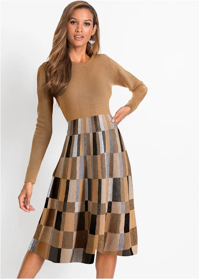 Robe évasée en maille à motif jacquard • camel/marron carreaux • product-page.page-title-suffix