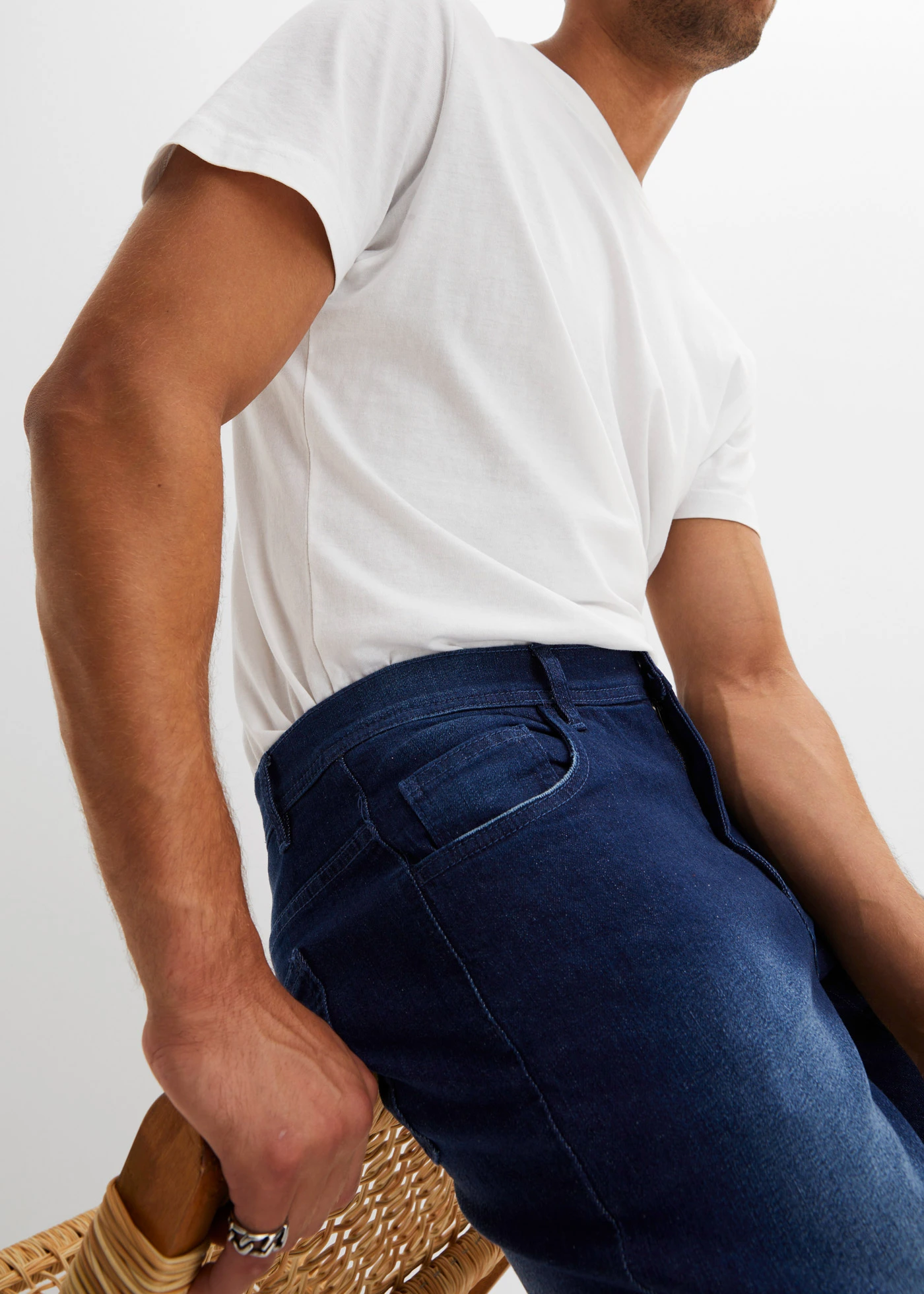 Strečové džíny v pohodlném střihu Regular Fit, Straight • modrý denim • bonprix obchod