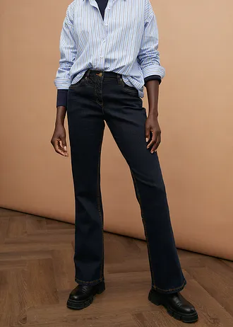 Jeansy ze stretchem o kroju bootcut i wysokim stanem • ciemnoniebieski • sklep bonprix