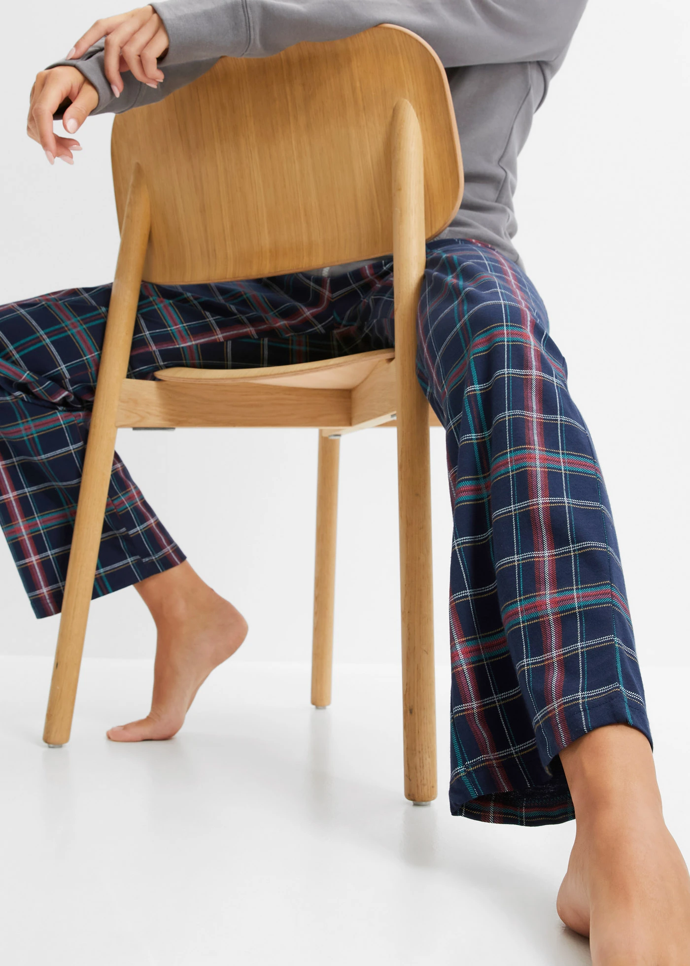 Pantaloni de pijama din bumbac 100%  (set/3 buc.) • bleumarin/roșu închis/negru cadrilat • magazin bonprix