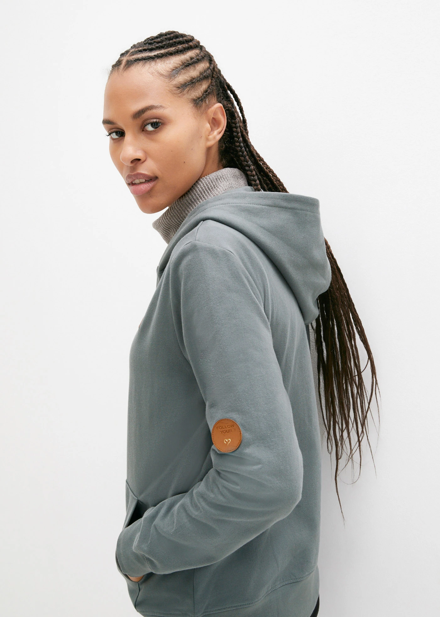 Sweatvest met capuchon van puur katoen • eucalyptusgroen • bonprix online shop