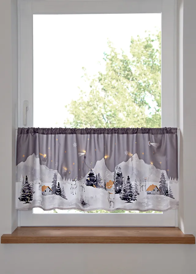 Perdea scurtă cu peisaj de iarnă și LED