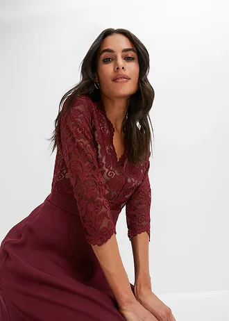 Chiffon jurk met kant • esdoornrood • bonprix online shop