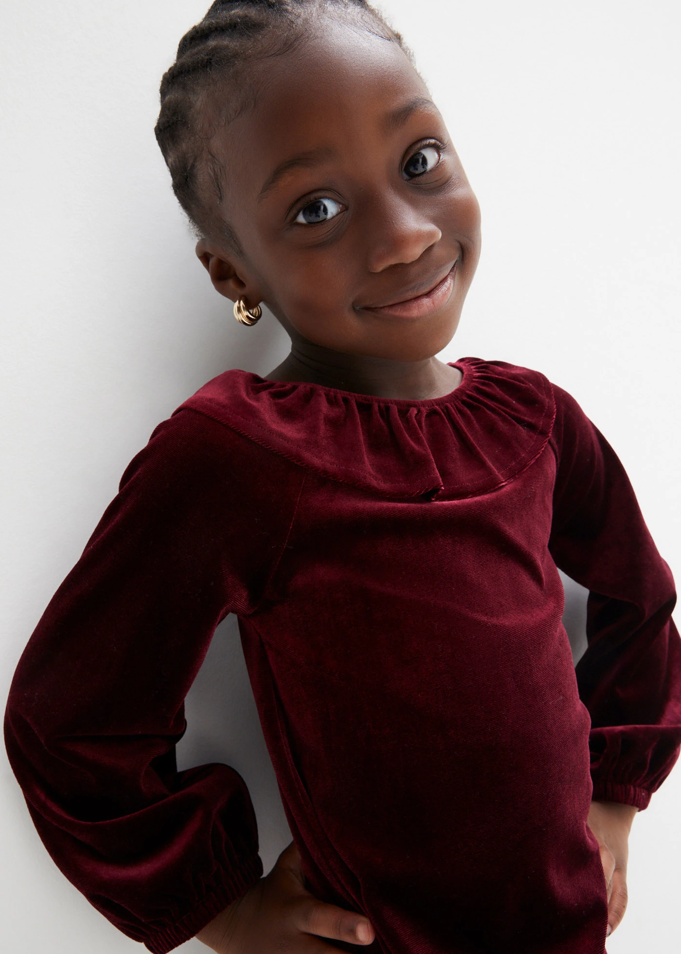 Robe en velours à volants • rouge érable • Boutique bonprix