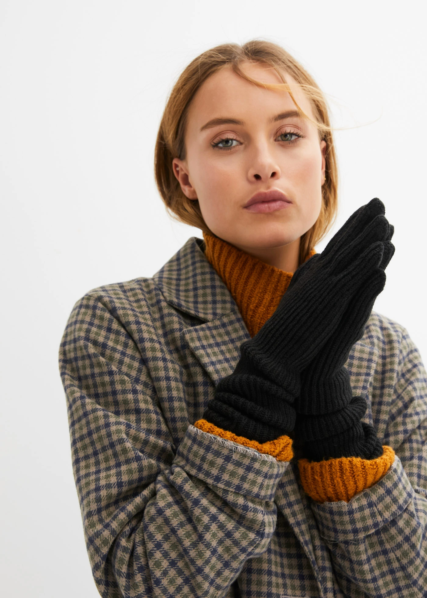 Kesztyű • fekete • bonprix áruház