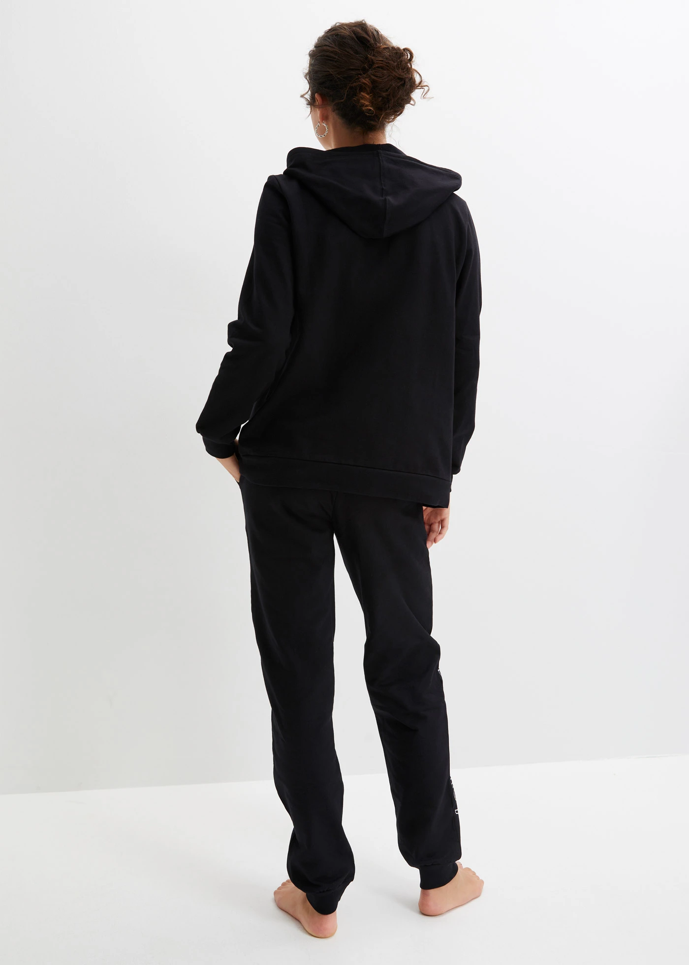 Costum de casă, cu buzunare • negru imprimat • magazin bonprix