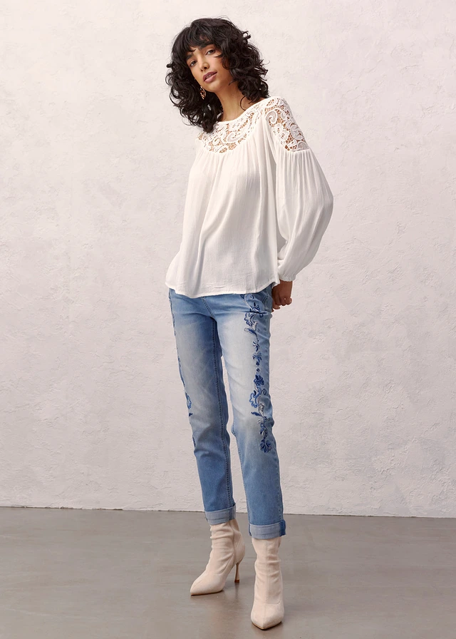 Jean slim taille mi-haute, court • bleu clair denim floral • product-page.page-title-suffix