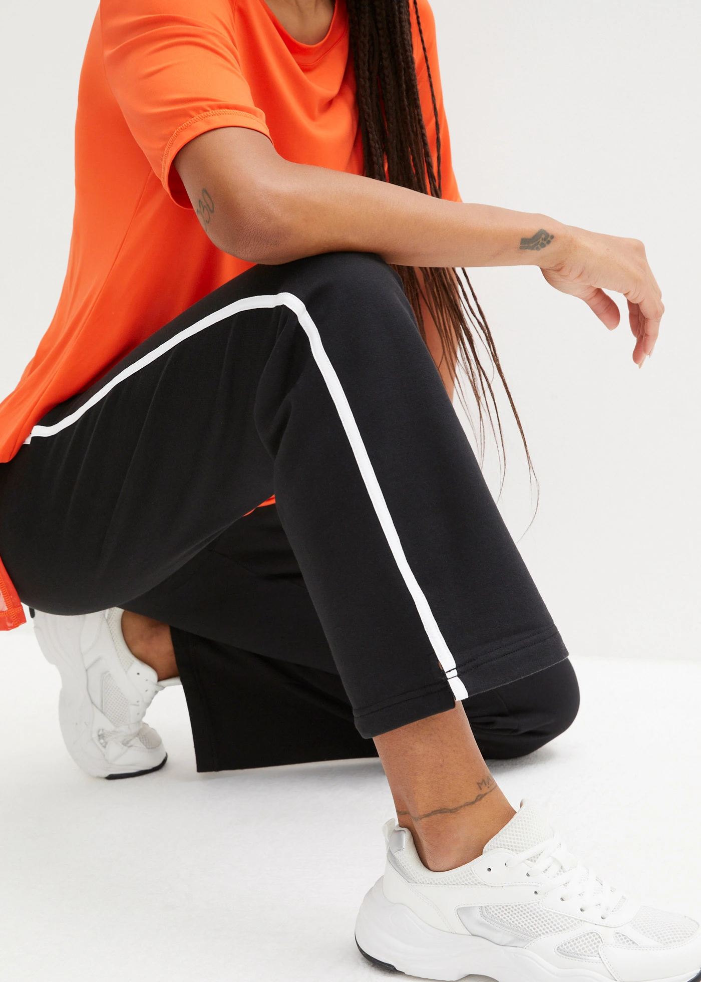 Pantalon sweat 100% coton • noir rayé • Boutique bonprix