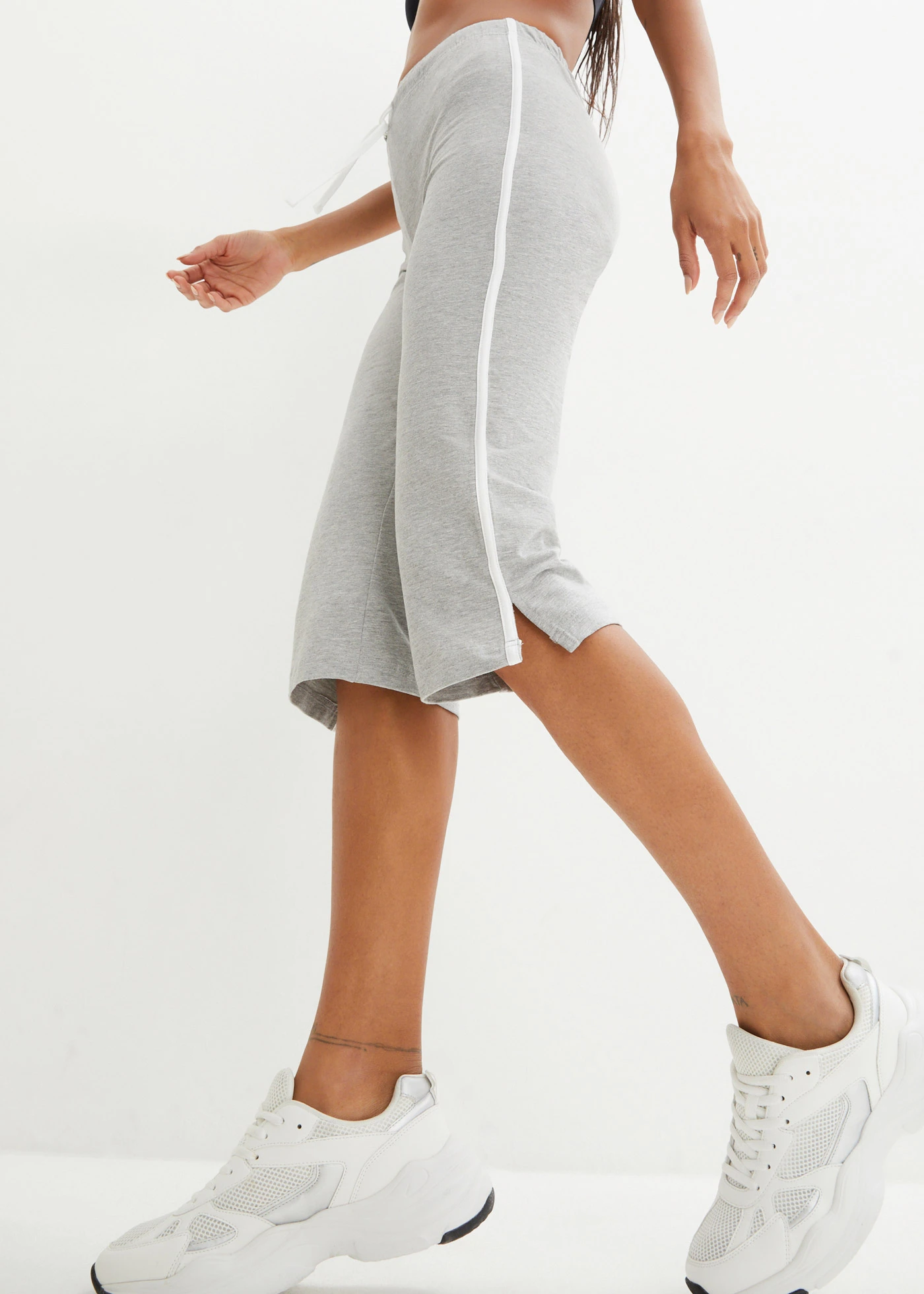 Capri kalhoty z bavlny s obsahem streče (2 ks v balení) • černá + světle šedý melír • bonprix obchod