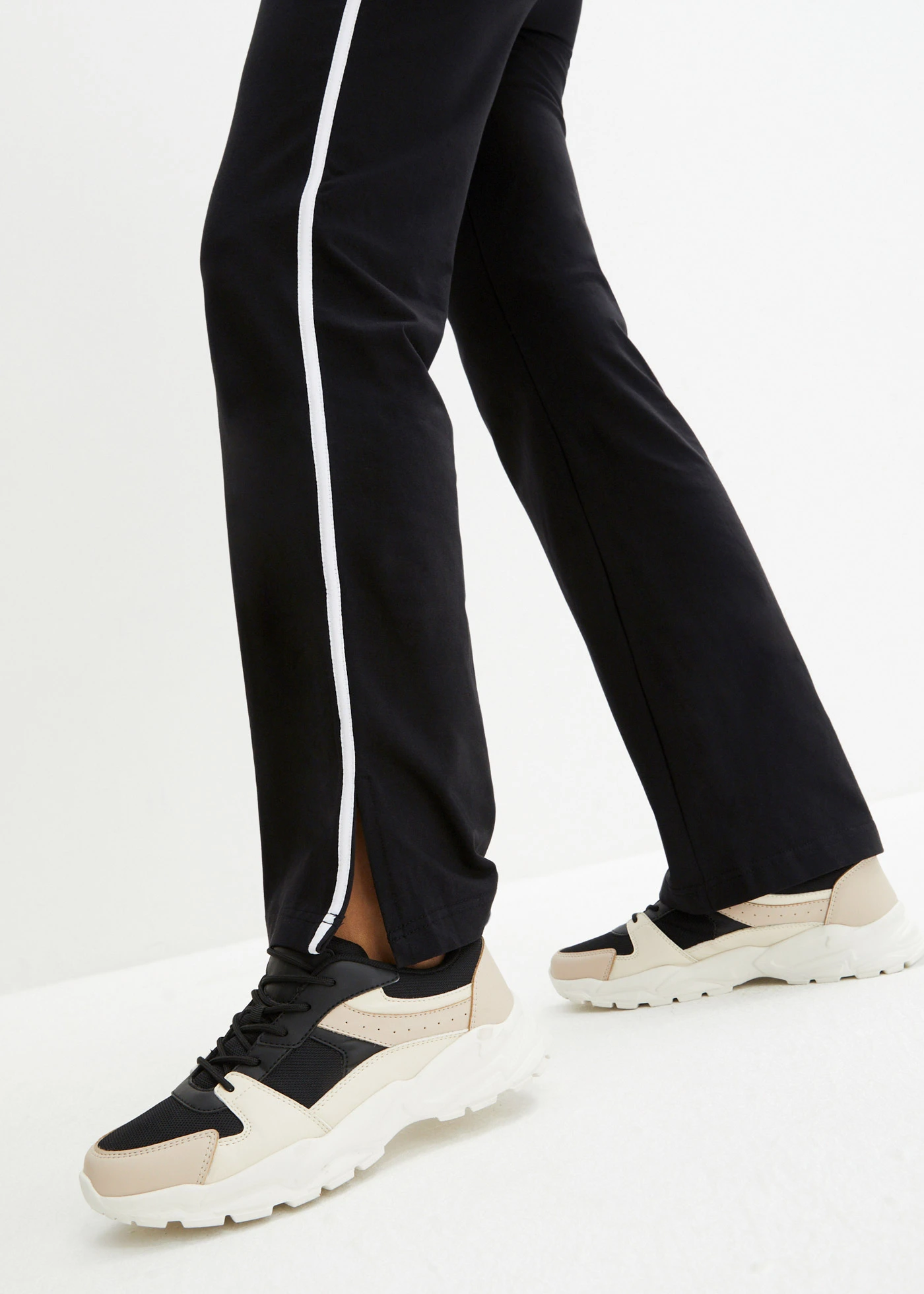 Jersey broek van katoen met stretch • zwart gestreept • bonprix online shop