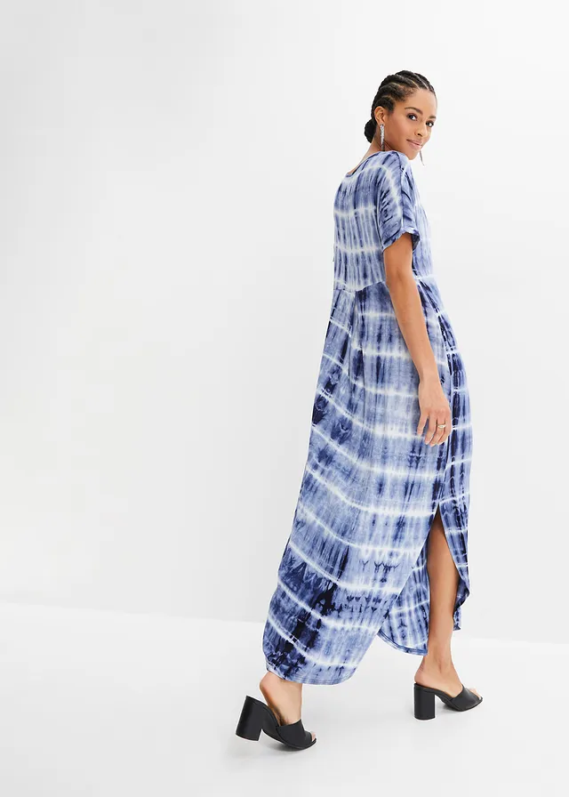 Robe longue en viscose fluide, Couleur: bleu/blanc imprimé