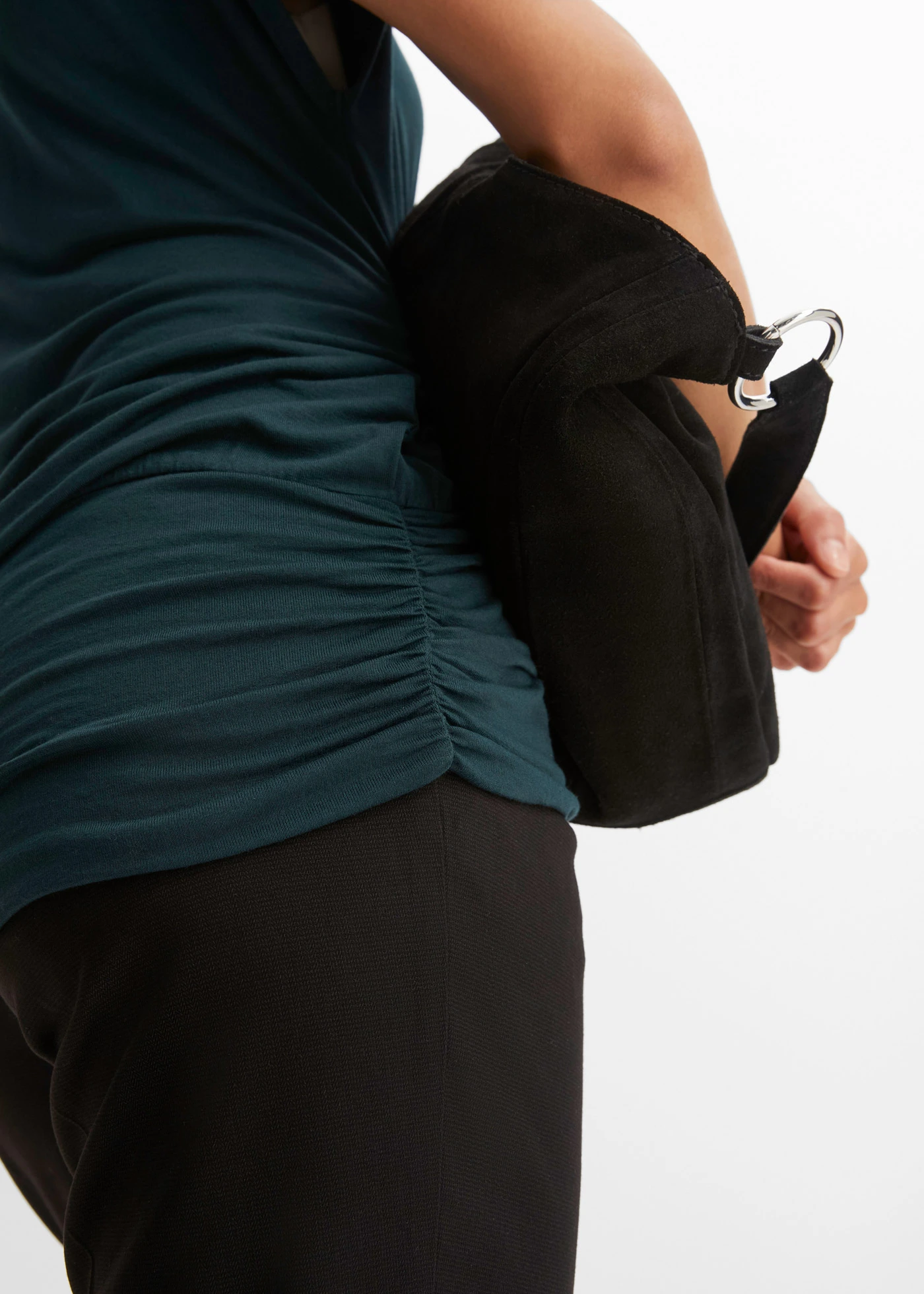 T-shirt z miękkiej mieszanki wiskozy • głęboki zielony • sklep bonprix