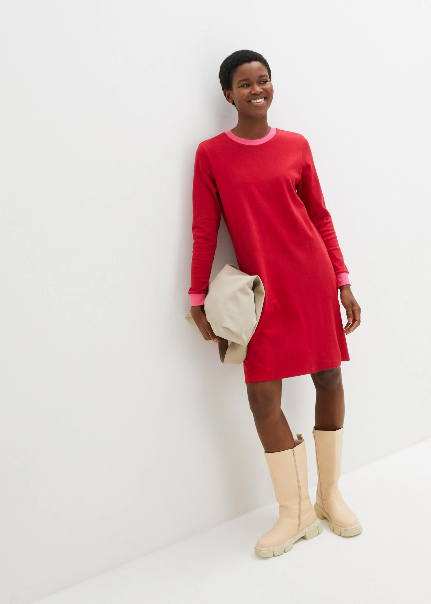 Sukienka mini z ciężkiej bawełny organicznej • czerwony chili - ciemnoróżowy • bonprix obchod