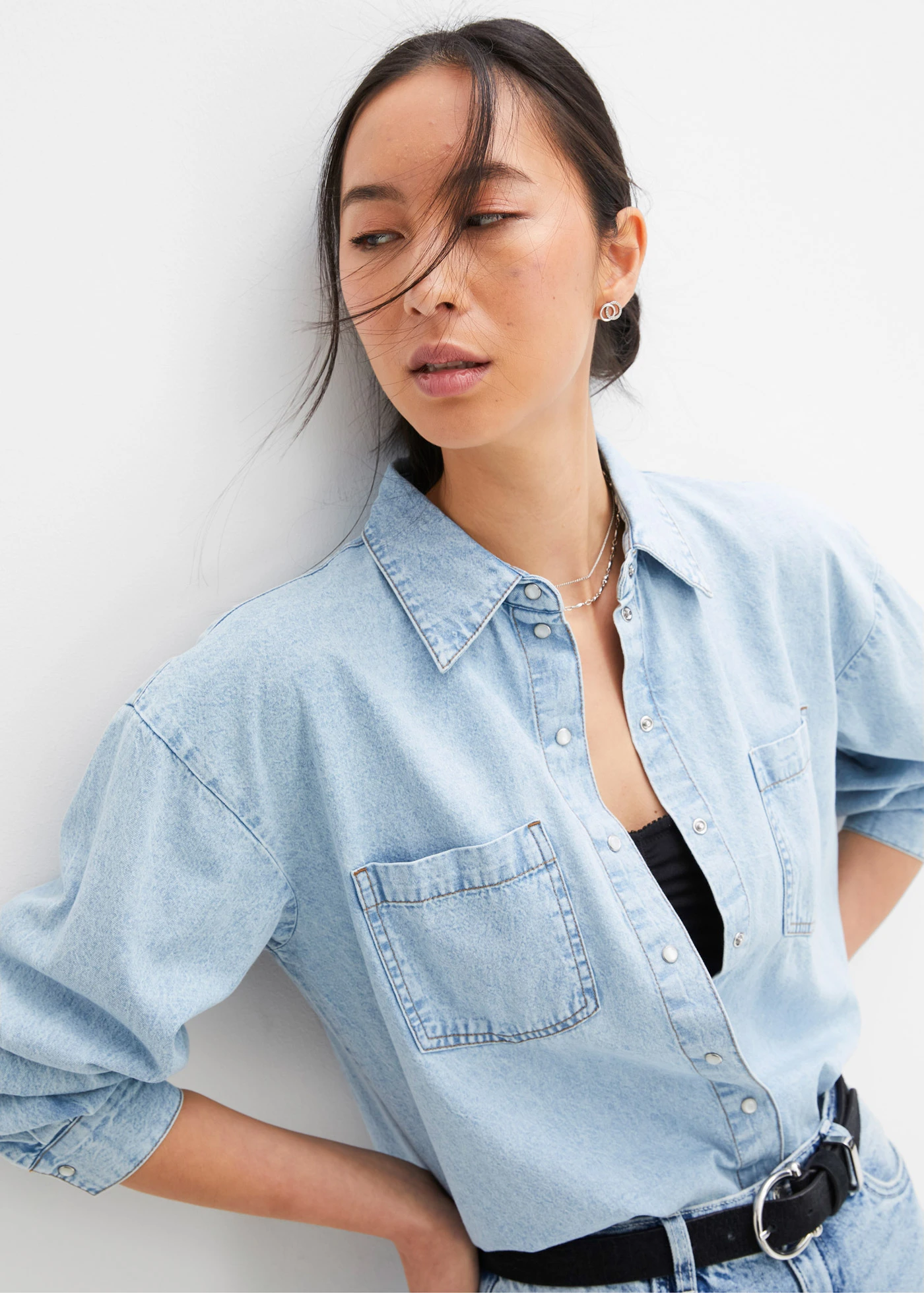 Oversized džínová košile • světle modrý denim • bonprix obchod