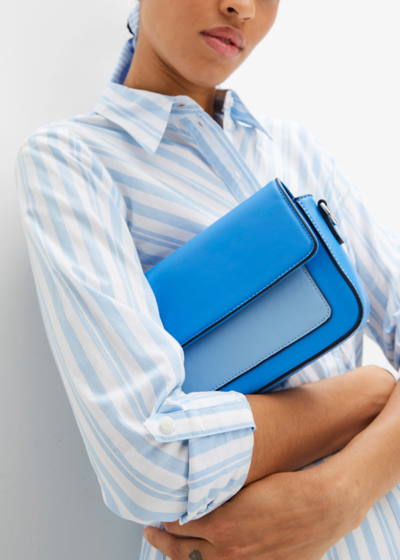 Lange blouse • wit-lichtblauw gestreept • bonprix online shop