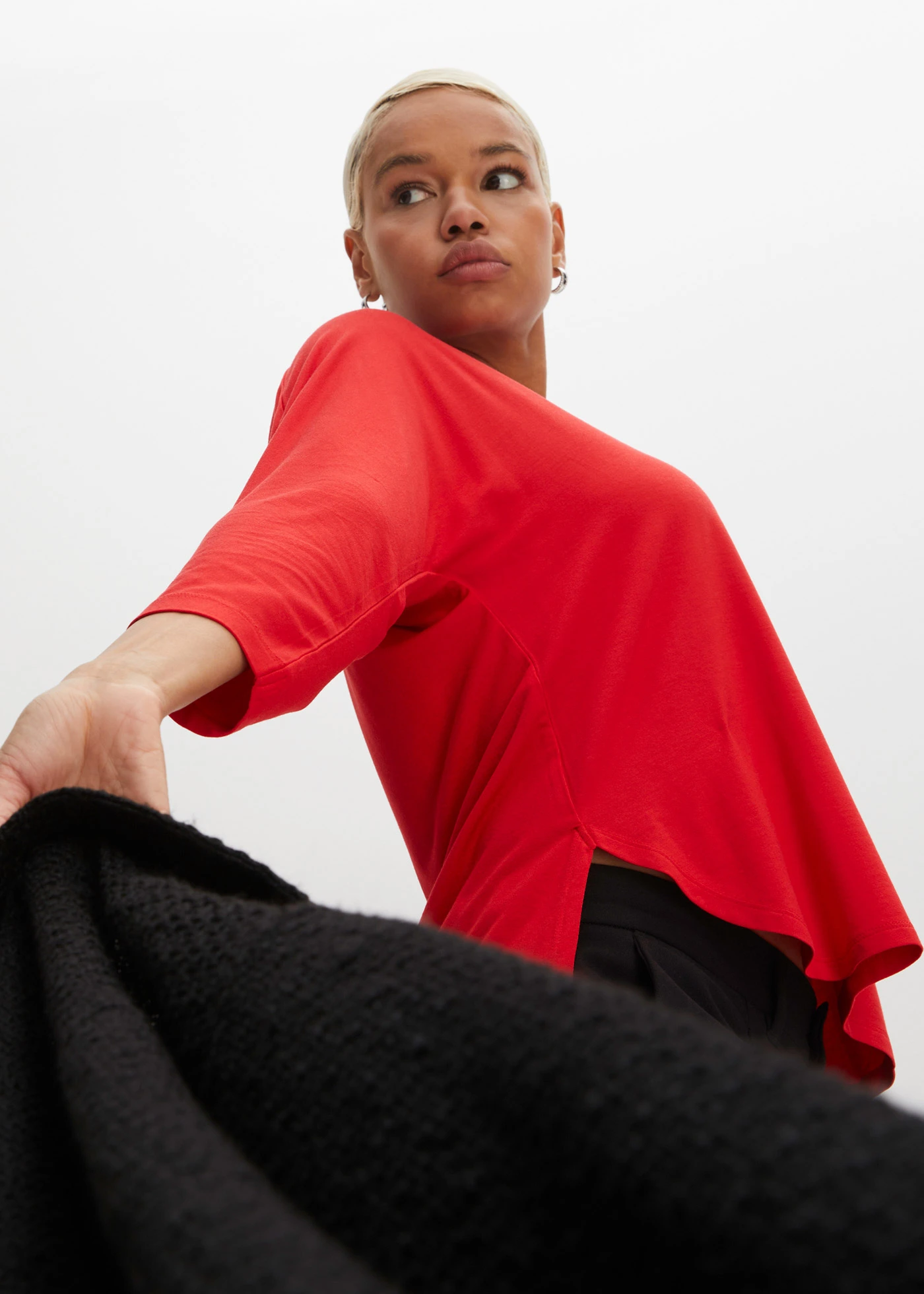 Shirt in een mix van viscose en elastan • aardbeirood • bonprix online shop