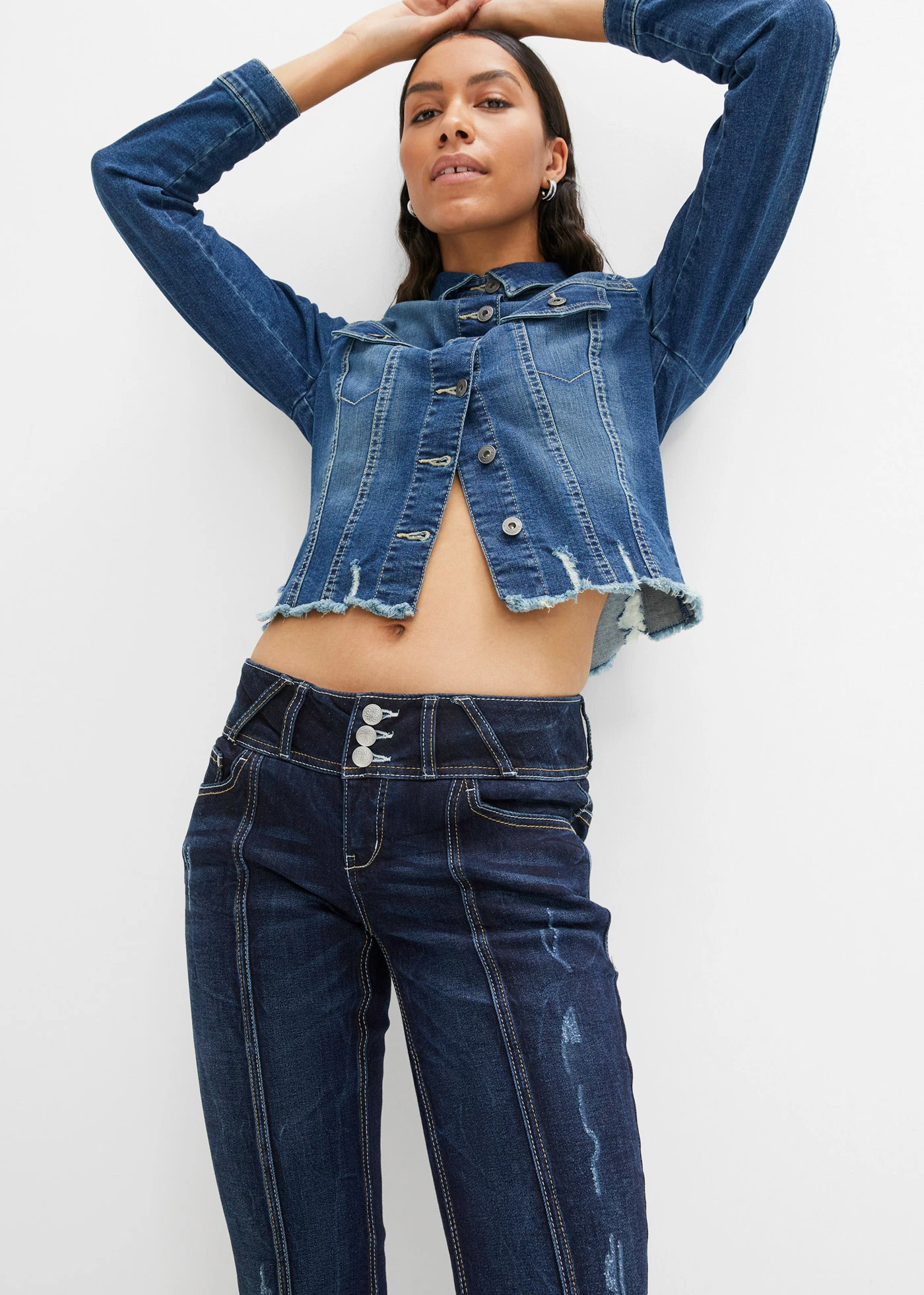 Bootcut jeans mid waist, stretch • donkerblauw denim • bonprix online shop