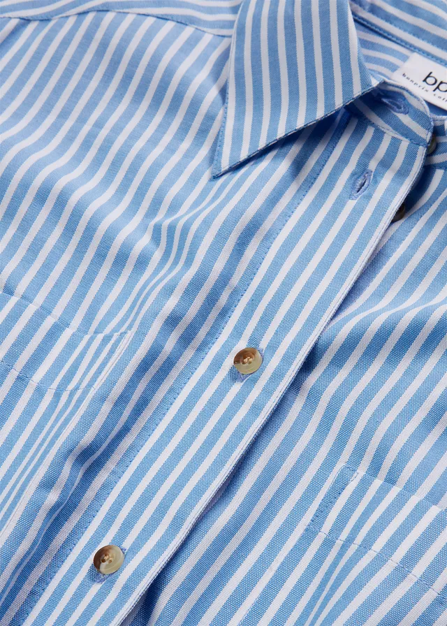 Robe-chemise rayée avec ceinture à nouer • bleu moyen/blanc rayé • product-page.page-title-suffix