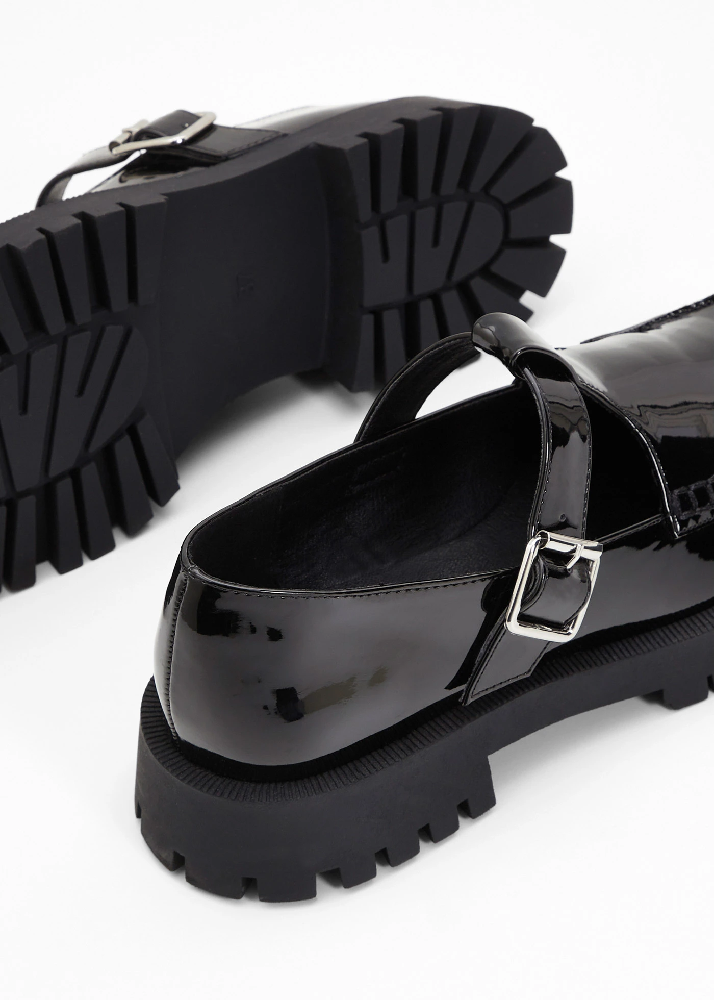 Mocassins chunky à découpes • noir • Boutique bonprix