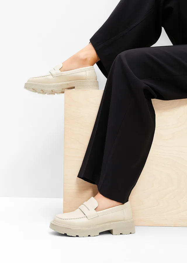Mocassins à semelle épaisse et légère • beige • product-page.page-title-suffix
