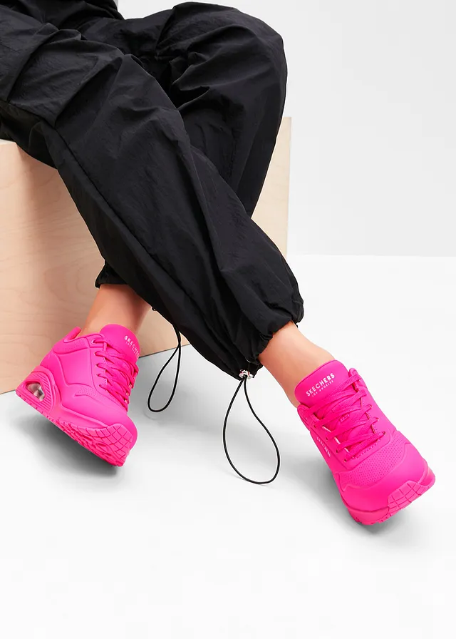 Sneakers Skechers à mémoire de forme • rose fluo • product-page.page-title-suffix