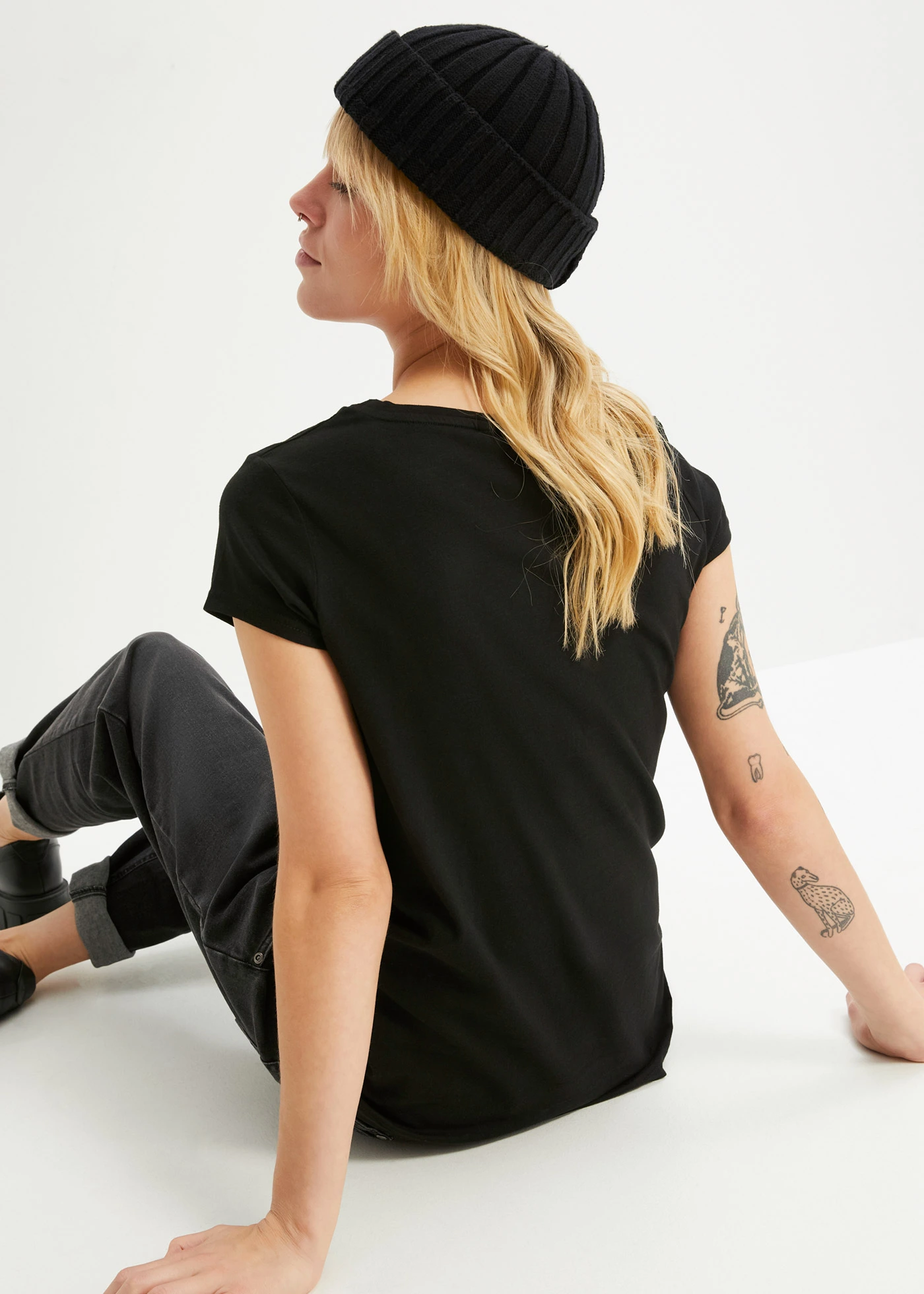 T-shirt à imprimé Mickey • noir-doré • Boutique bonprix