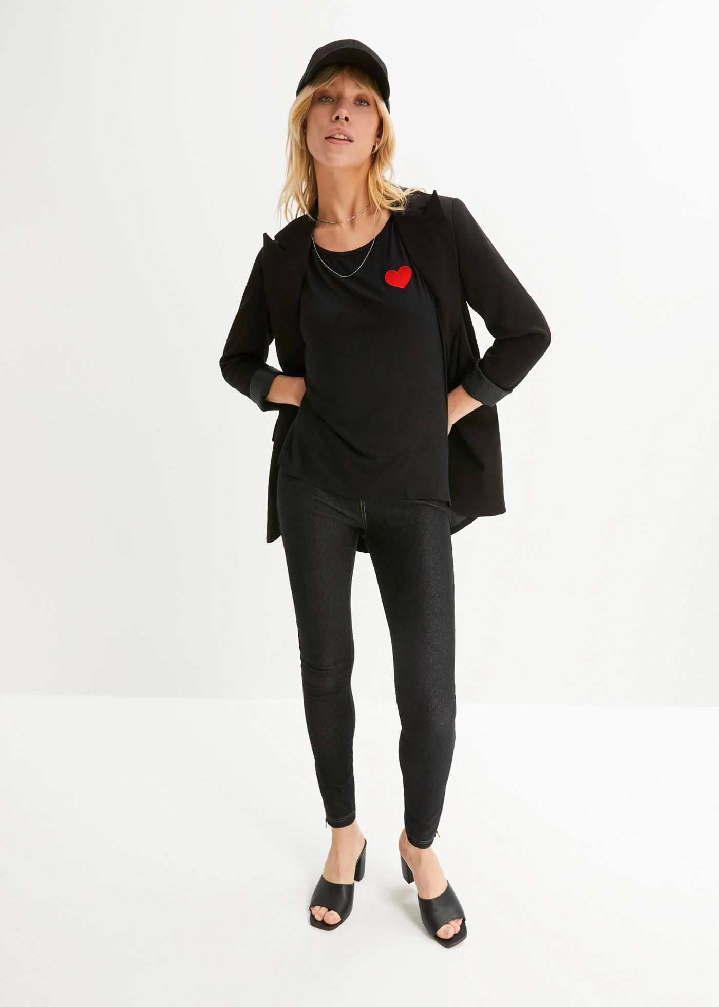 T-shirt fluide, plus long derrière • noir • Boutique bonprix