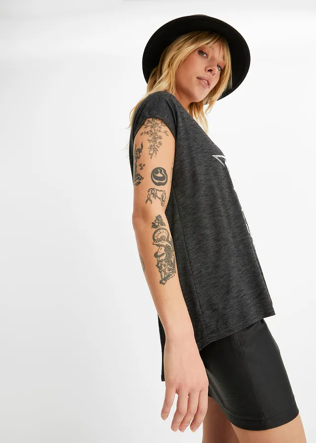 Longshirt met zilveren print • zwart met print • product-page.page-title-suffix