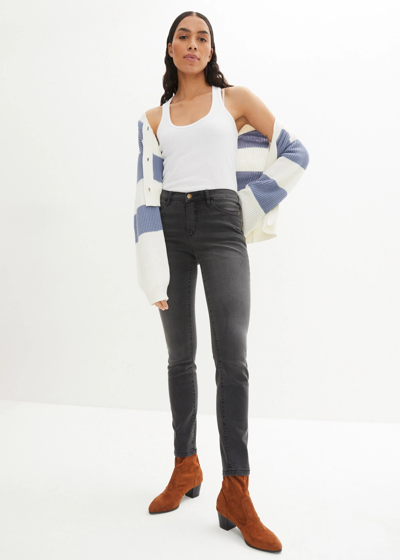 Stahovací džíny, Slim Fit, High Waist • černá used • bonprix obchod