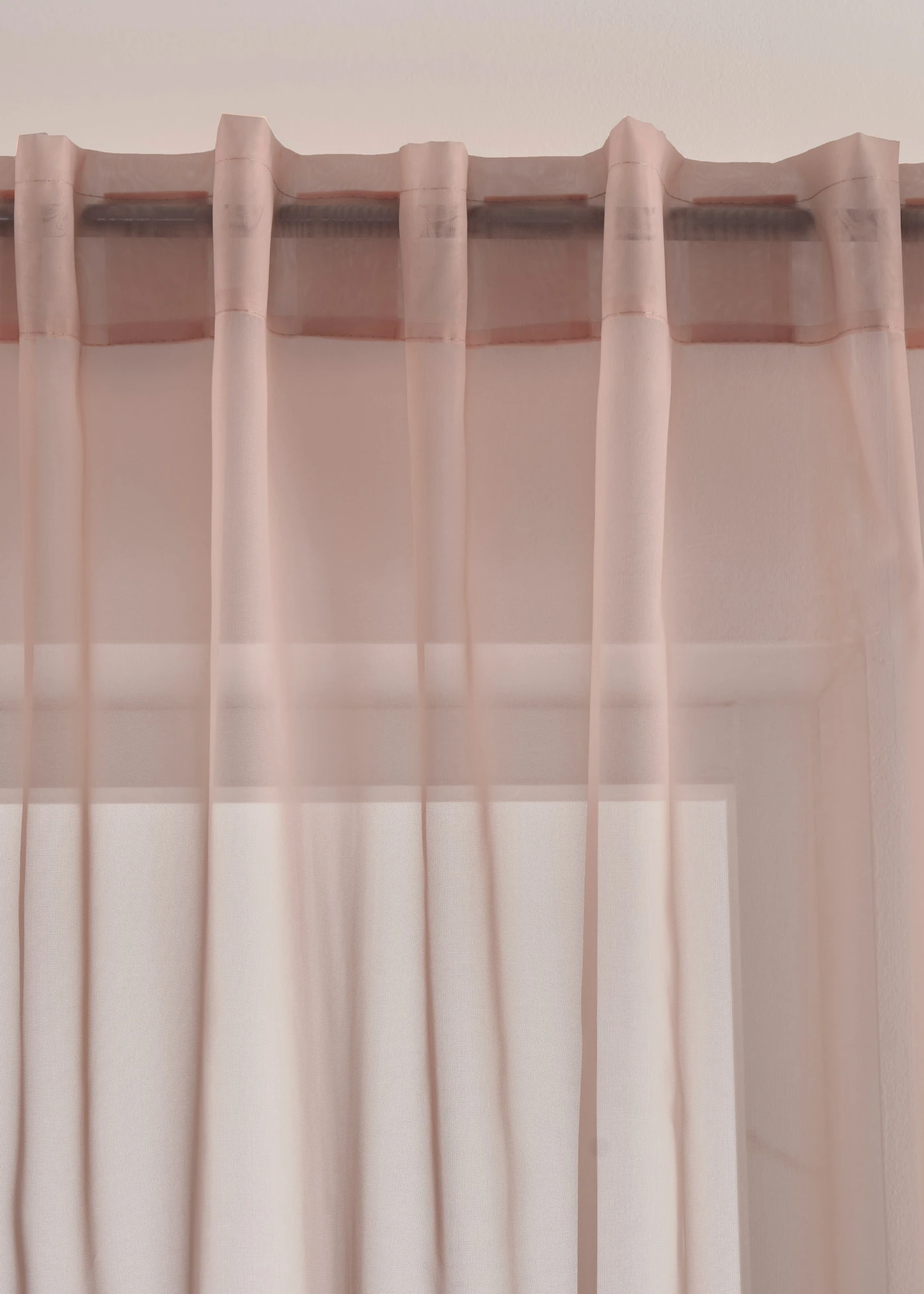 Gordijn van lichte voile met onzichtbare lussen (1 stuk) • taupe • bonprix online shop