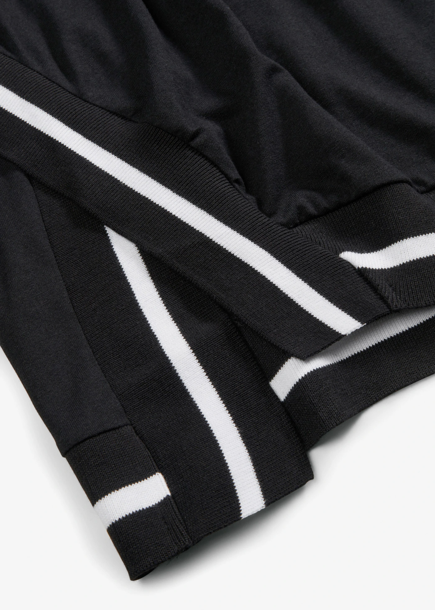 Oversized shirt in een zachte viscosemix • zwart • bonprix online shop