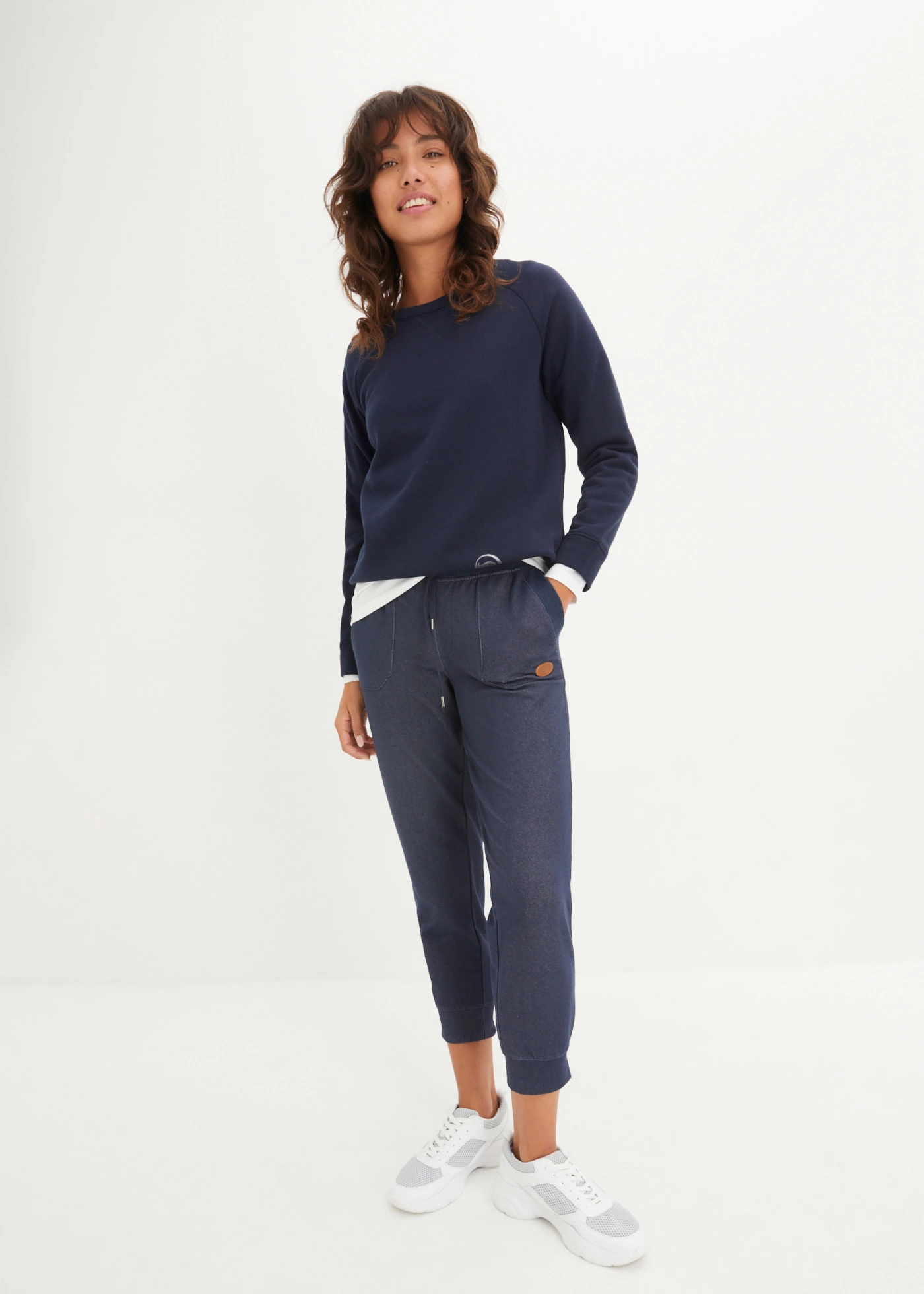 Sweatpants in denim look • donkerblauw • bonprix online shop