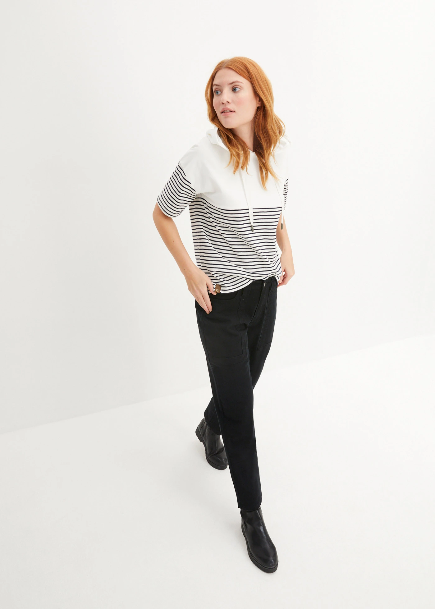 Hoodie • wolwit-donkerblauw gestreept • bonprix online shop