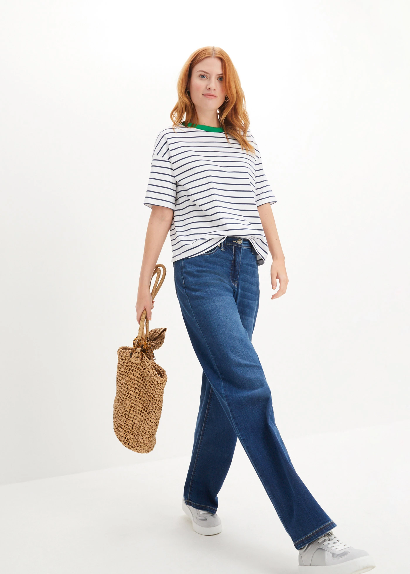 Oversized T-shirt van puur biologisch katoen • wit-diepblauw-grasgroen gestreept • bonprix online shop