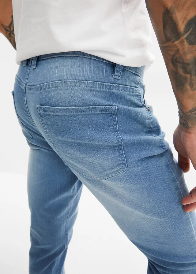 Comfortabele slim fit jeans, straight • lichtblauw denim • product-page.page-title-suffix