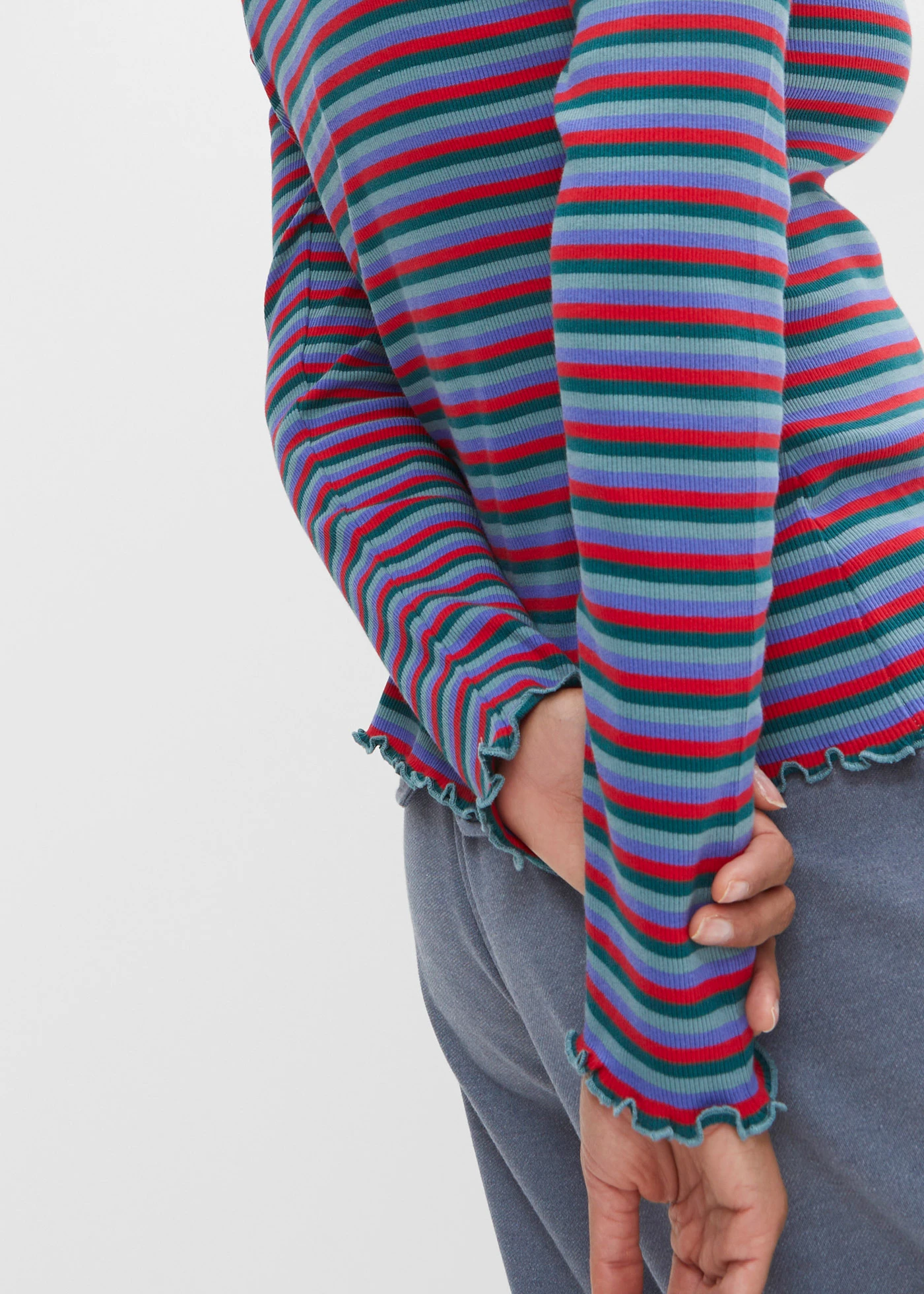 Geribd shirt met strepen van biologisch katoen • petrol-mineraalblauw-paarsblauw-tomatenrood gestreept • bonprix online shop