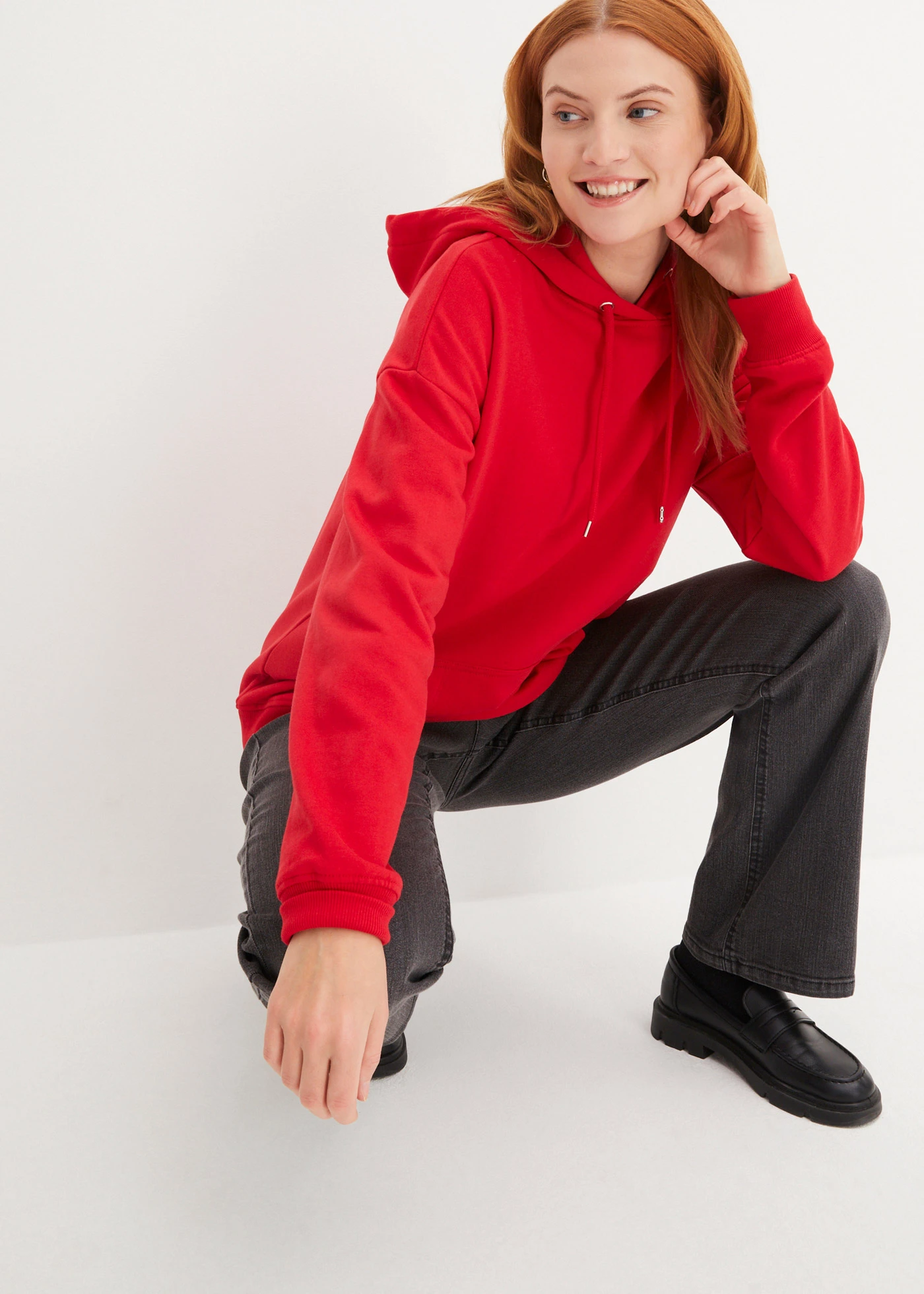 Mikina s kapucňou, oversize • červená • obchod bonprix