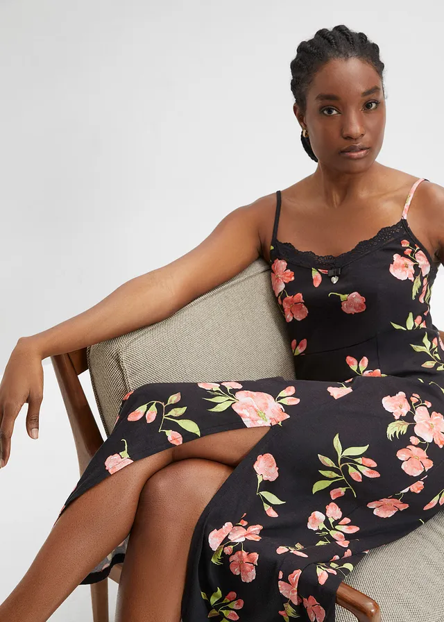 Nuisette longue avec dentelle • noir floral • product-page.page-title-suffix